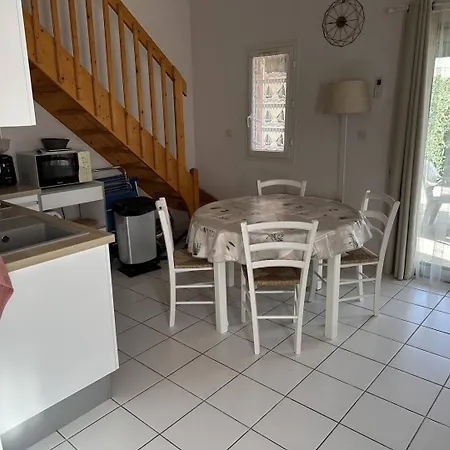 Apartment Holidayland 262 T2 Mezzanine 6 Couchages Climatise Narbonne-Plage